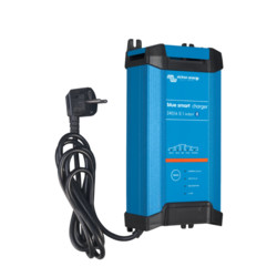 Victron Energy Blue Smart IP22 Charger 24/16 (3)